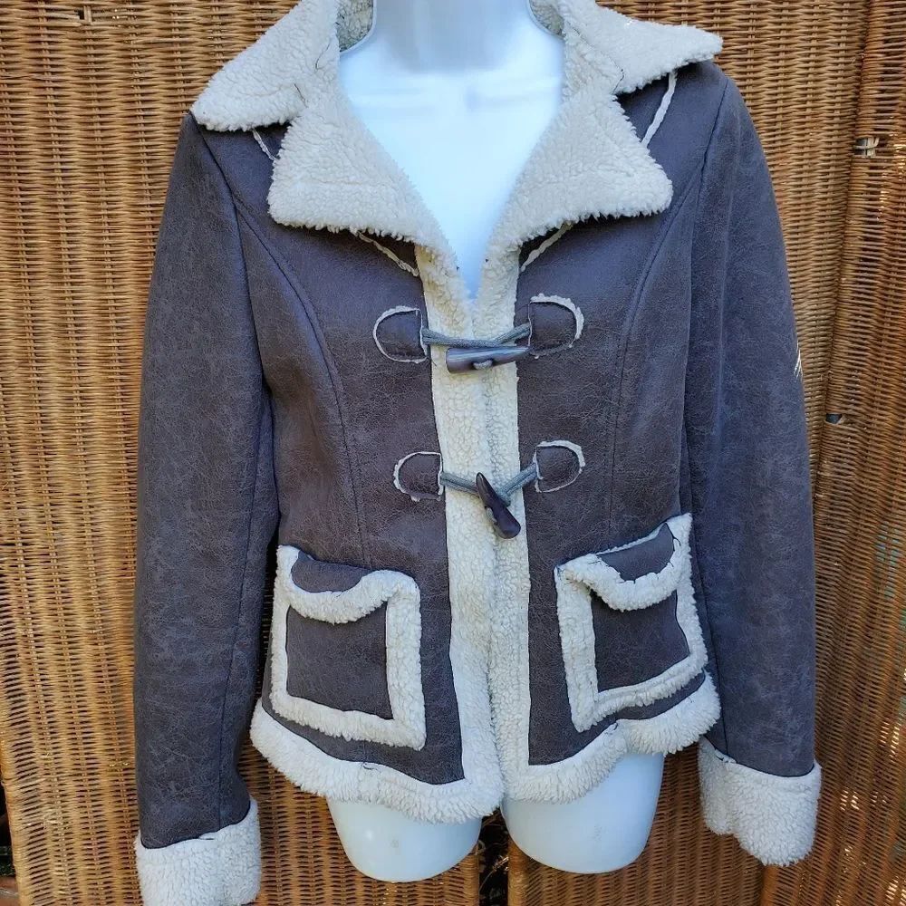 Chic fleece lined jacket M